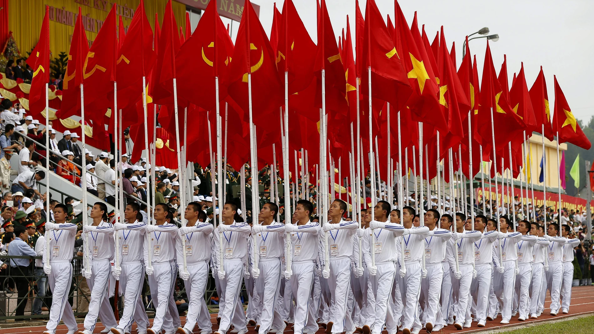 Desfilando en Vietnam (07-05-2014) Desfilando en Vietnam (07-05-2014)