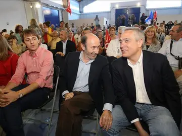 Rubalcaba junto a Pere Navarro Rubalcaba junto a Pere Navarro