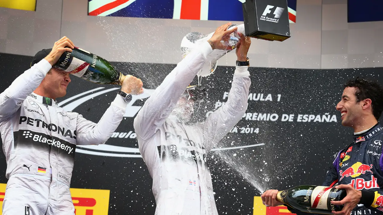 Hamilton es el nuevo líder del Mundial tras ganar en España con Alonso sexto