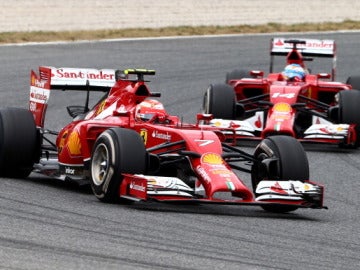Alonso y Raikkonen en pista