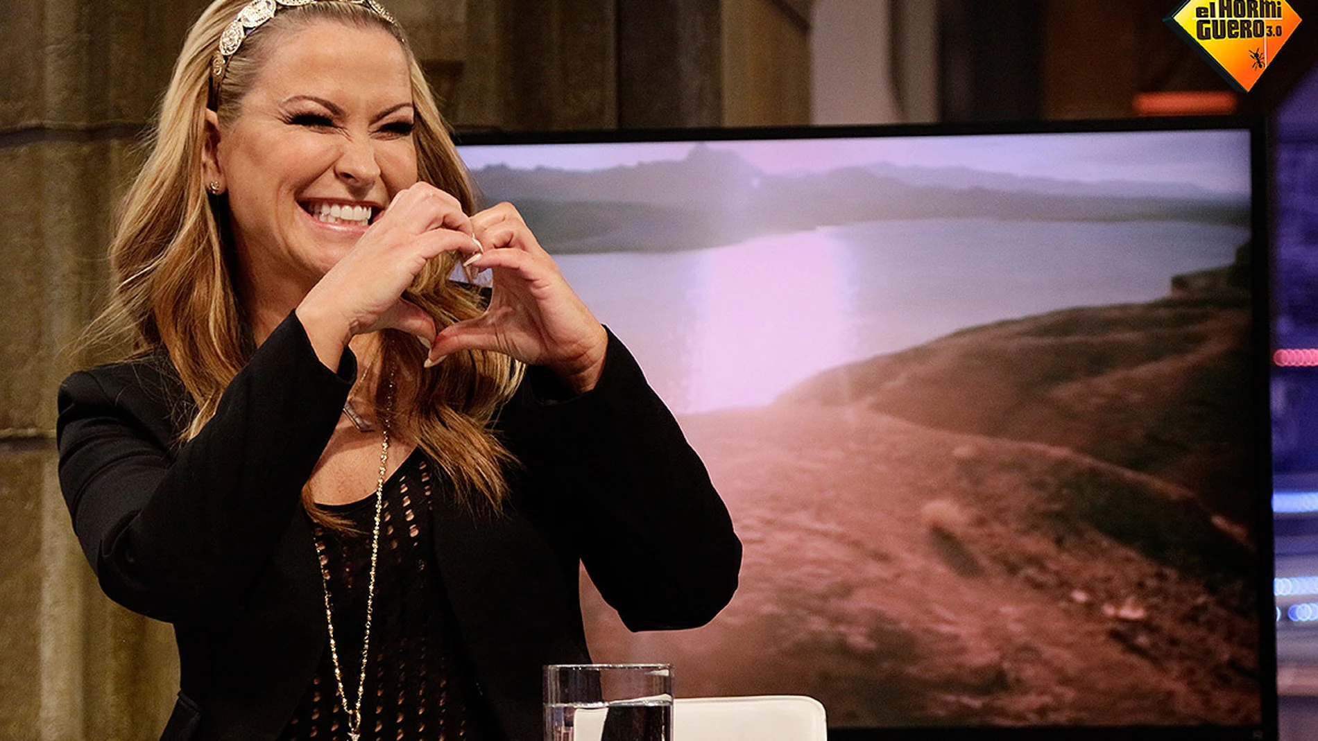 Anastacia y su corazón en El Hormiguero 3.0