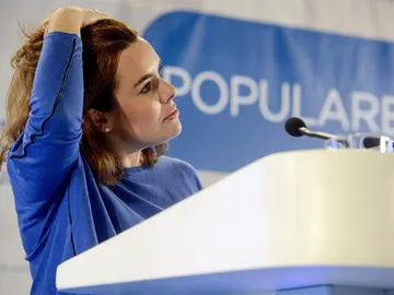 Soraya Sáenz de Santamaría en un mitín popular. Soraya Sáenz de Santamaría en un mitín popular.