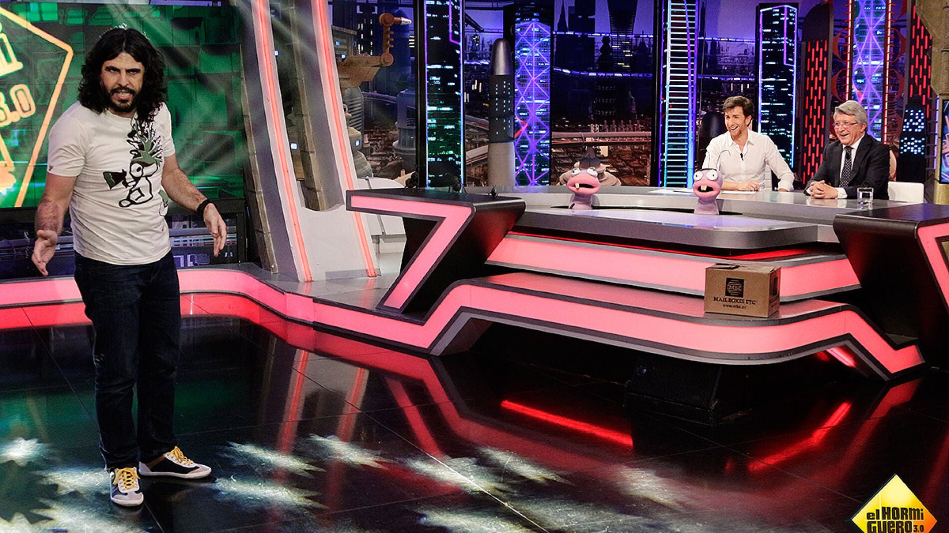 Vaquero en su mon&oacute;logo con Enrique Cerezo