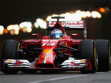 Fernando Alonso a la salida del túnel