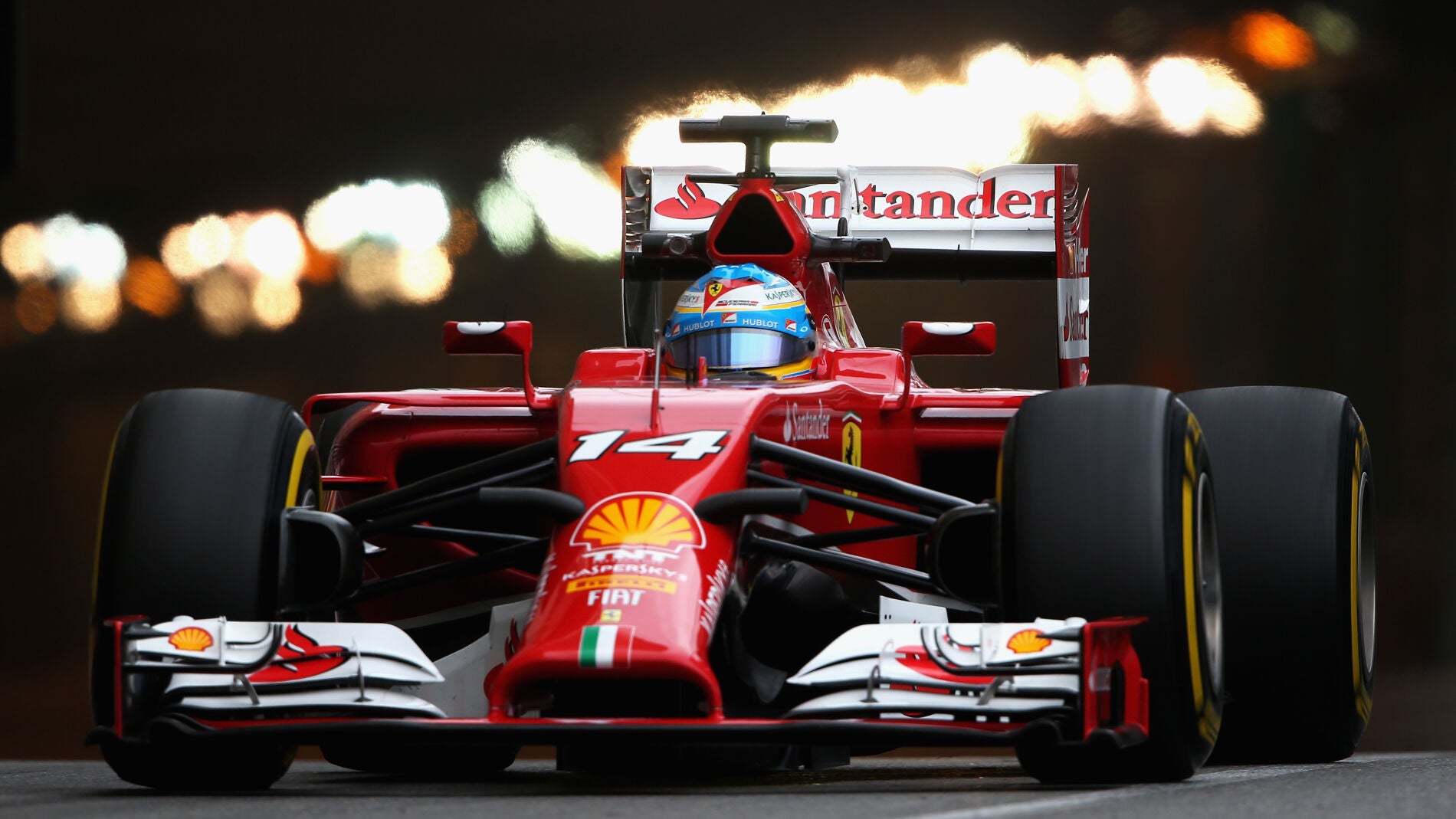 Fernando Alonso a la salida del t&uacute;nel