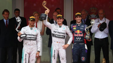 Rosberg gana en Mónaco para volver a ser líder del Mundial y Alonso termina cuarto