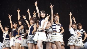 Las integrantes del grupo pop japonés AKB48