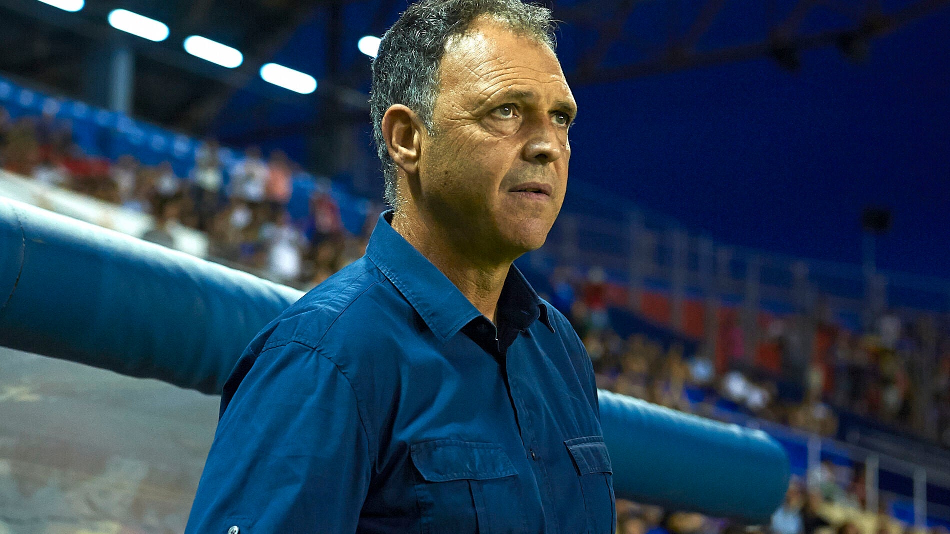 Joaqu&iacute;n Caparr&oacute;s llega al banquillo del Granada