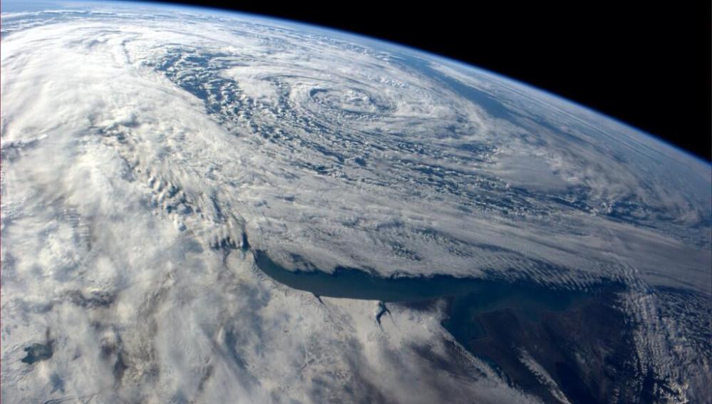 Resultado de imagen para tormenta desde el espacio