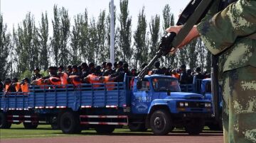 China ejecuta a 13 personas por organizar "ataques terroristas" en Xinjiang