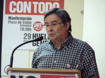 Manuel Fernández López 'Lito', en un discurso