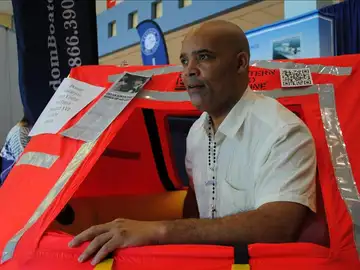 Aventurero estadounidense llega al Caribe tras cruzar el Atlántico a remo Aventurero estadounidense llega al Caribe tras cruzar el Atlántico a remo
