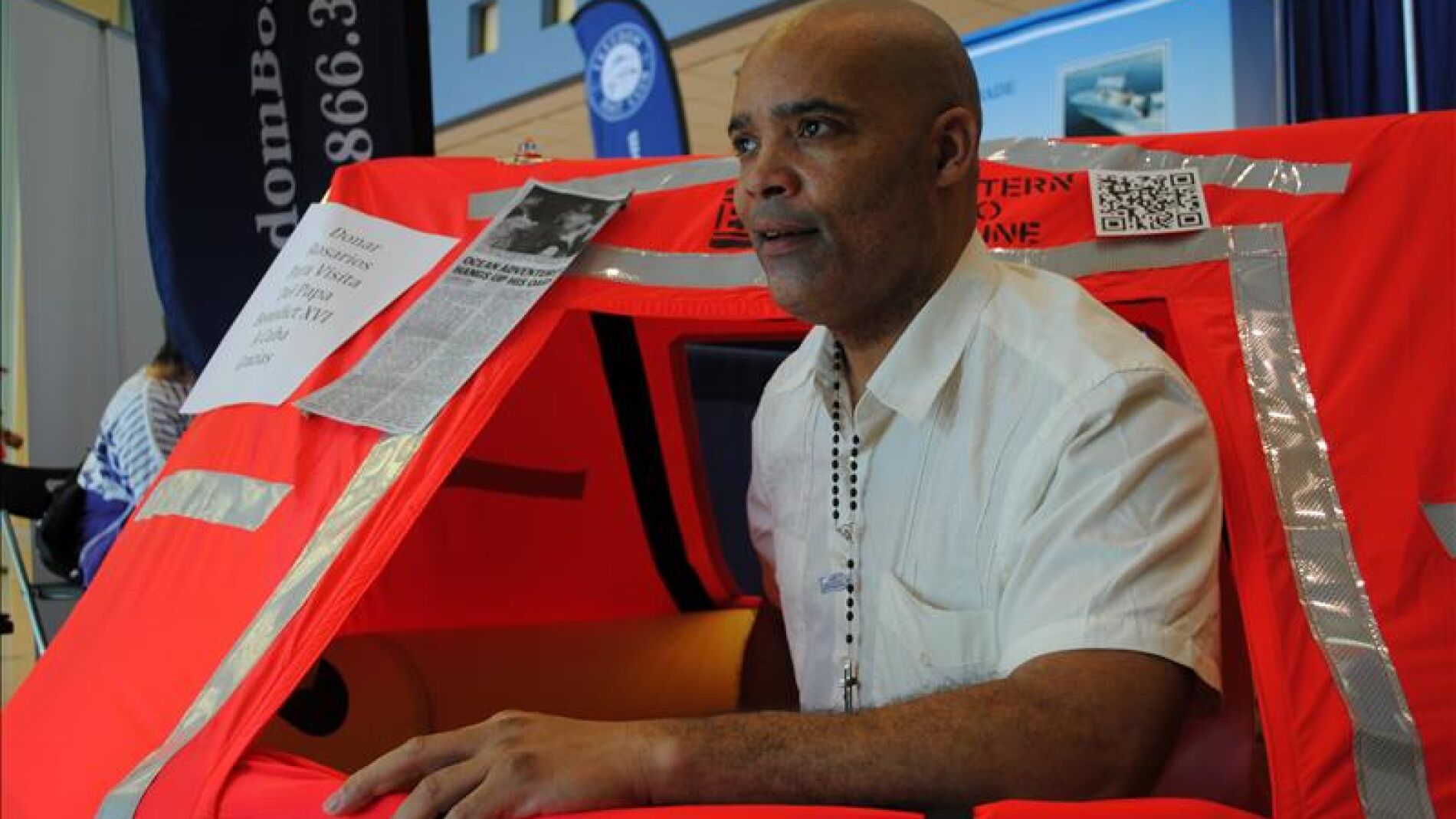 Aventurero estadounidense llega al Caribe tras cruzar el Atl&aacute;ntico a remo