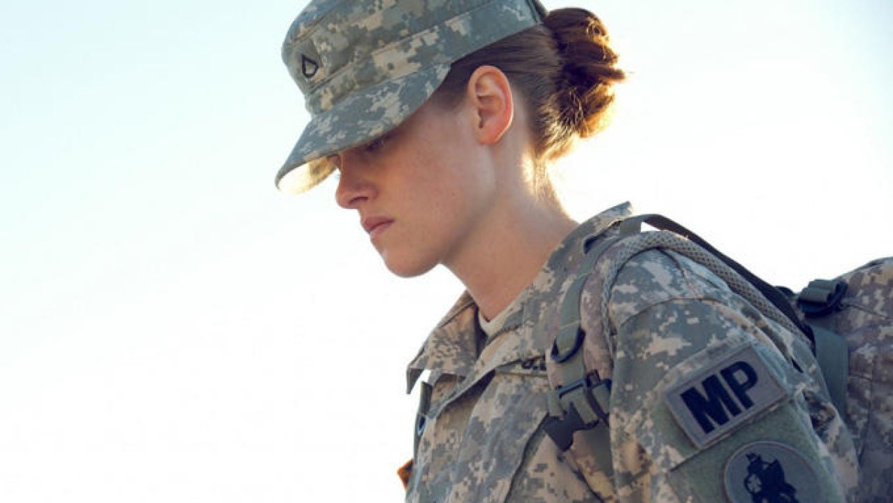 Primeras imágenes de 'Camp X-Ray': Kristen Stewart, mujer soldado de