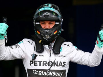 Rosberg celebra su pole