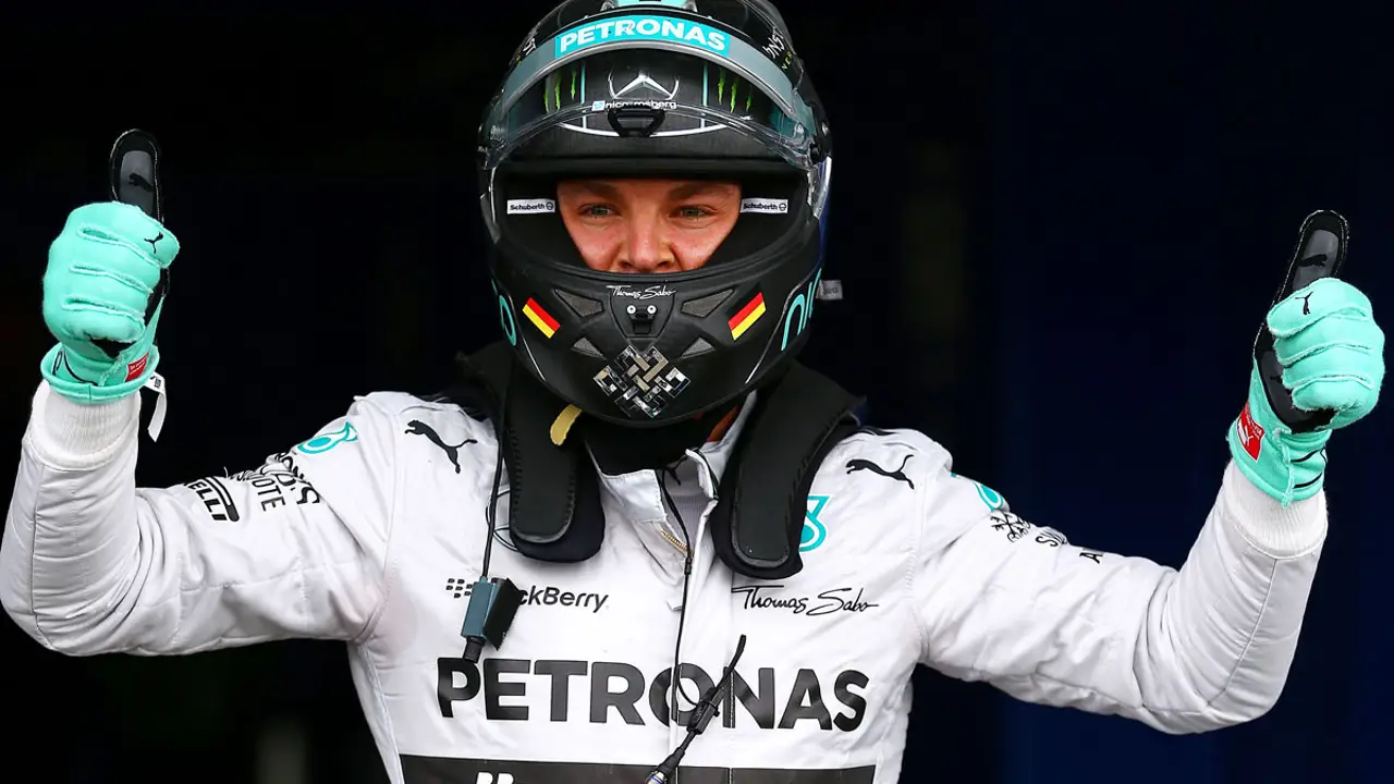 Rosberg amplía su contrato con Mercedes