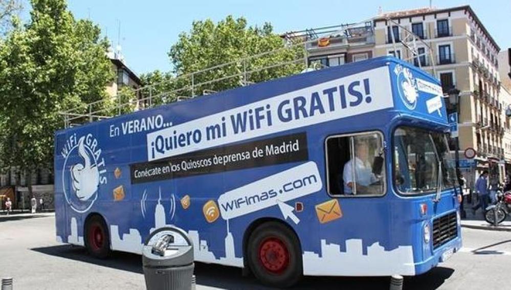 Autobús con publicidad de Gowex