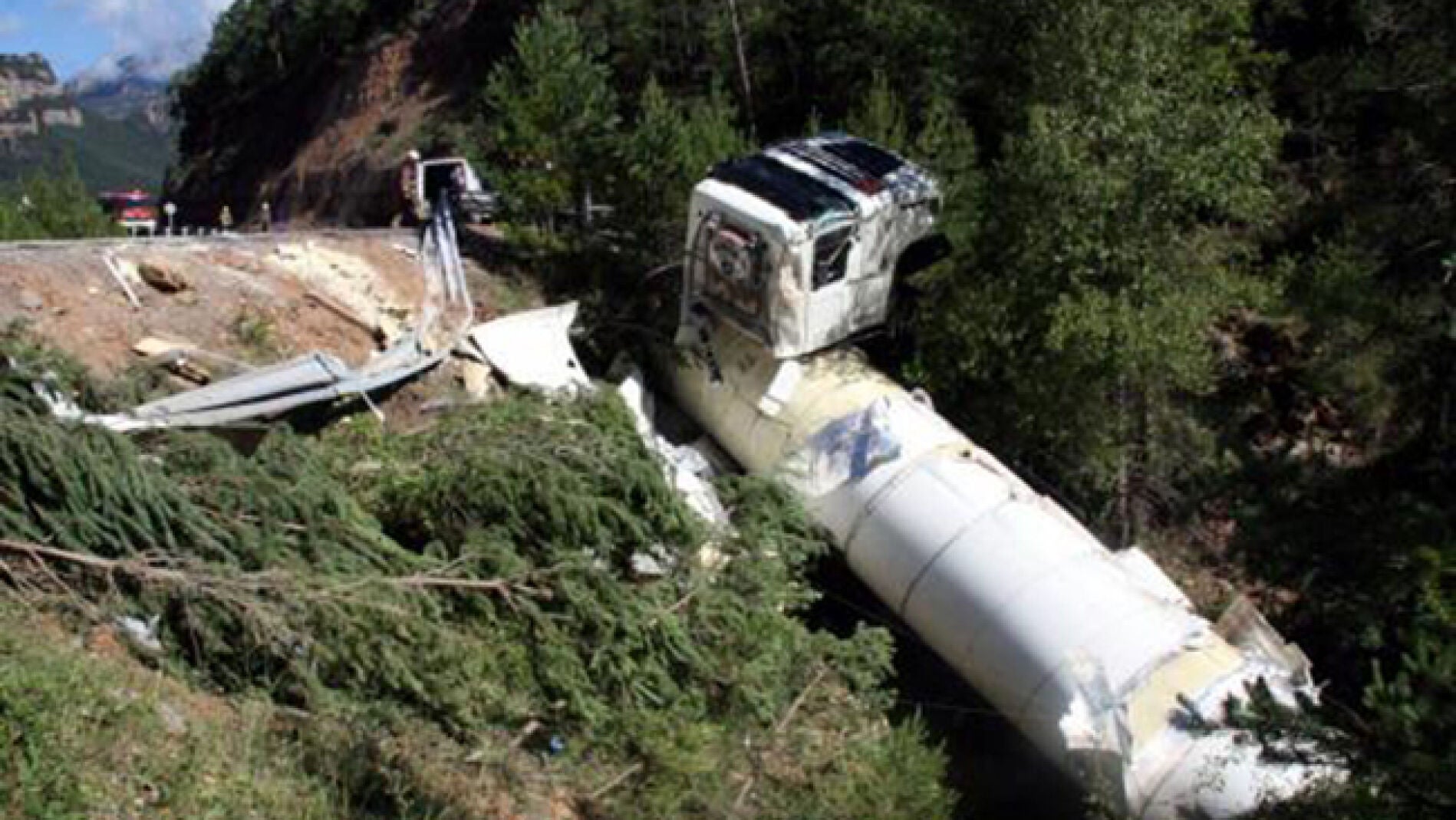 As&iacute; qued&oacute; el cami&oacute;n tras su accidente
