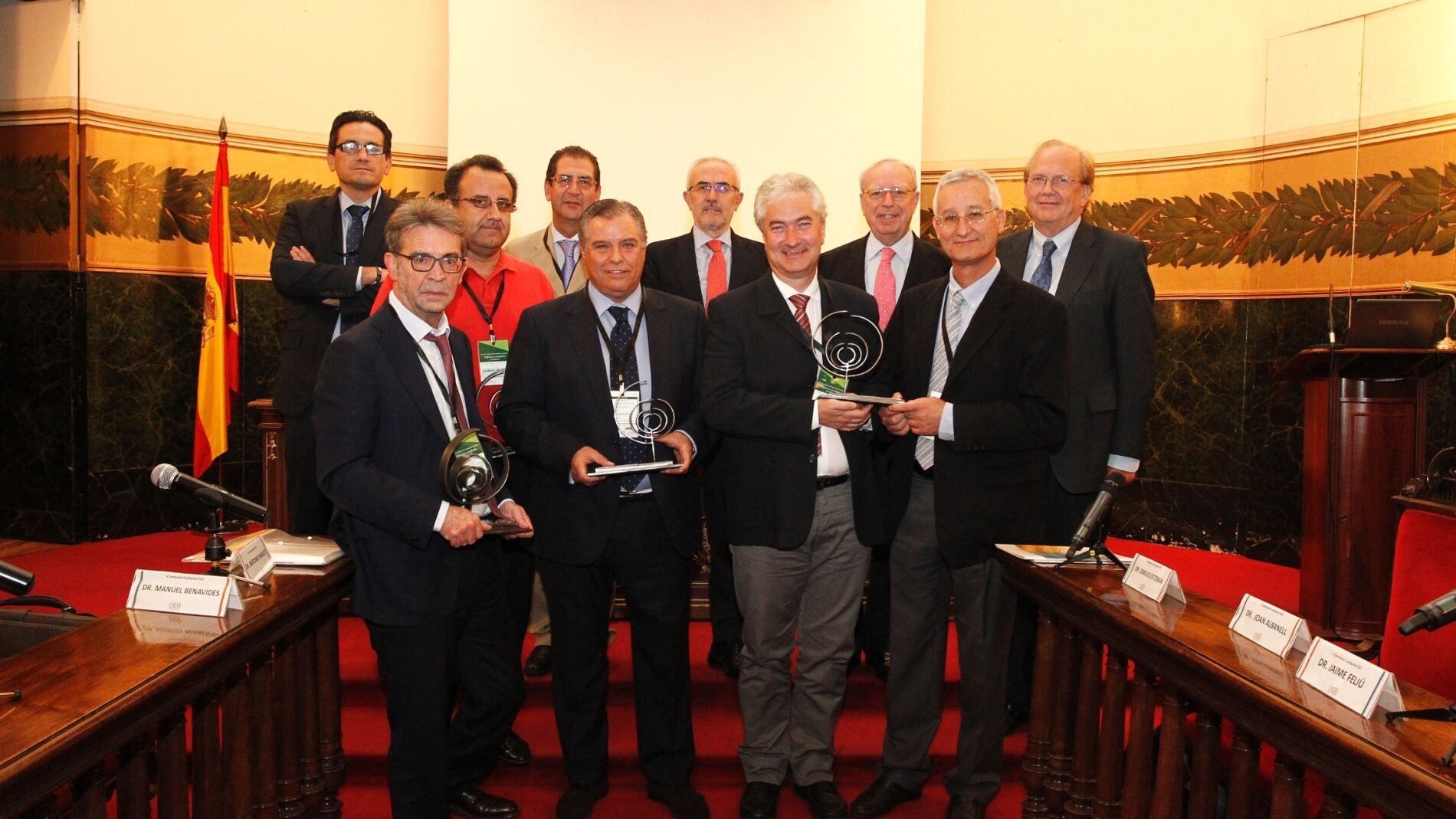 Premiados los doctores Eugenio Santos, Bartolom&eacute; Beltr&aacute;n, Rafael Rosell y Albert Jovell