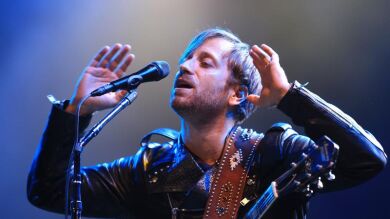 The Black Keys imponen la ley de sus guitarras