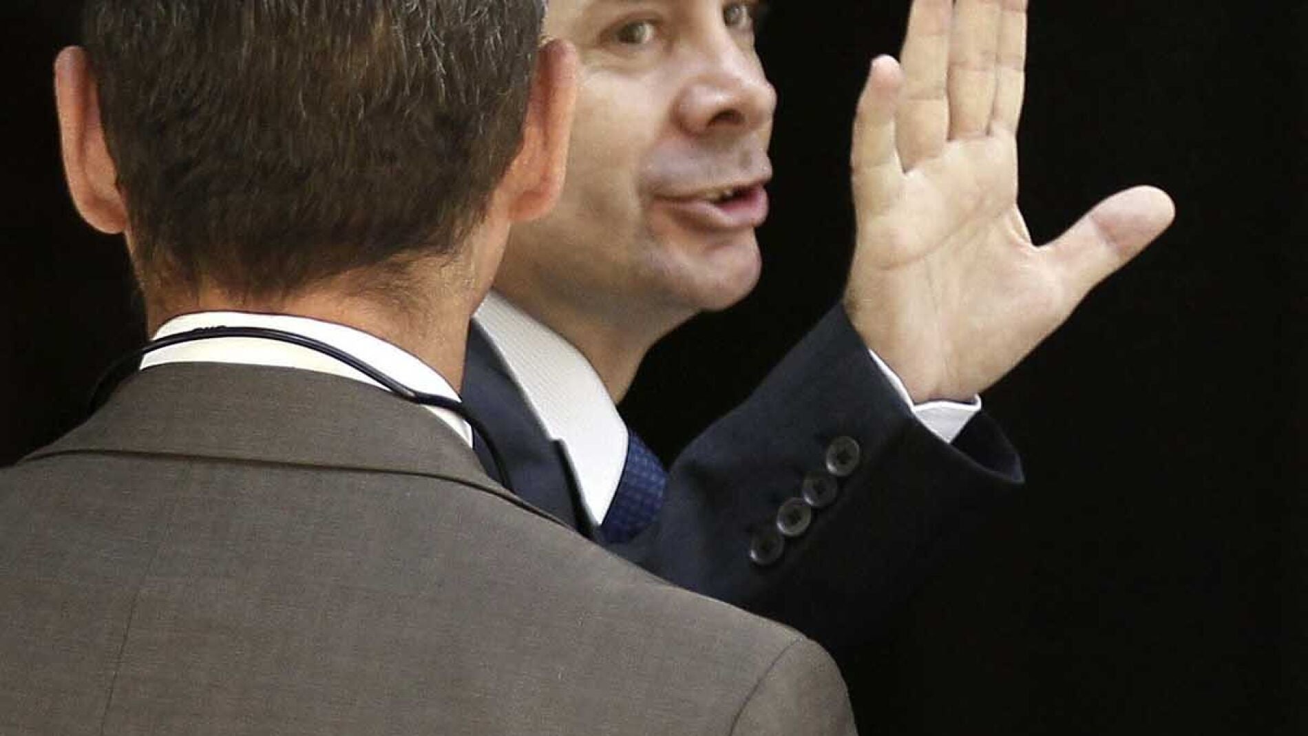 El auditor se presenta voluntariamente a declarar