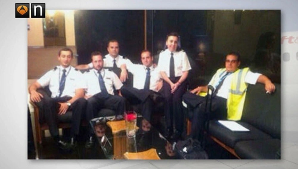 Imagen de la tripulación del avión de Swiftair desaparecido