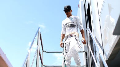 Hamilton, contra Pirelli: 