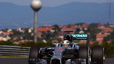 Hamilton repite como el más rápido en los Libres 2 de Hungría con Alonso cuarto