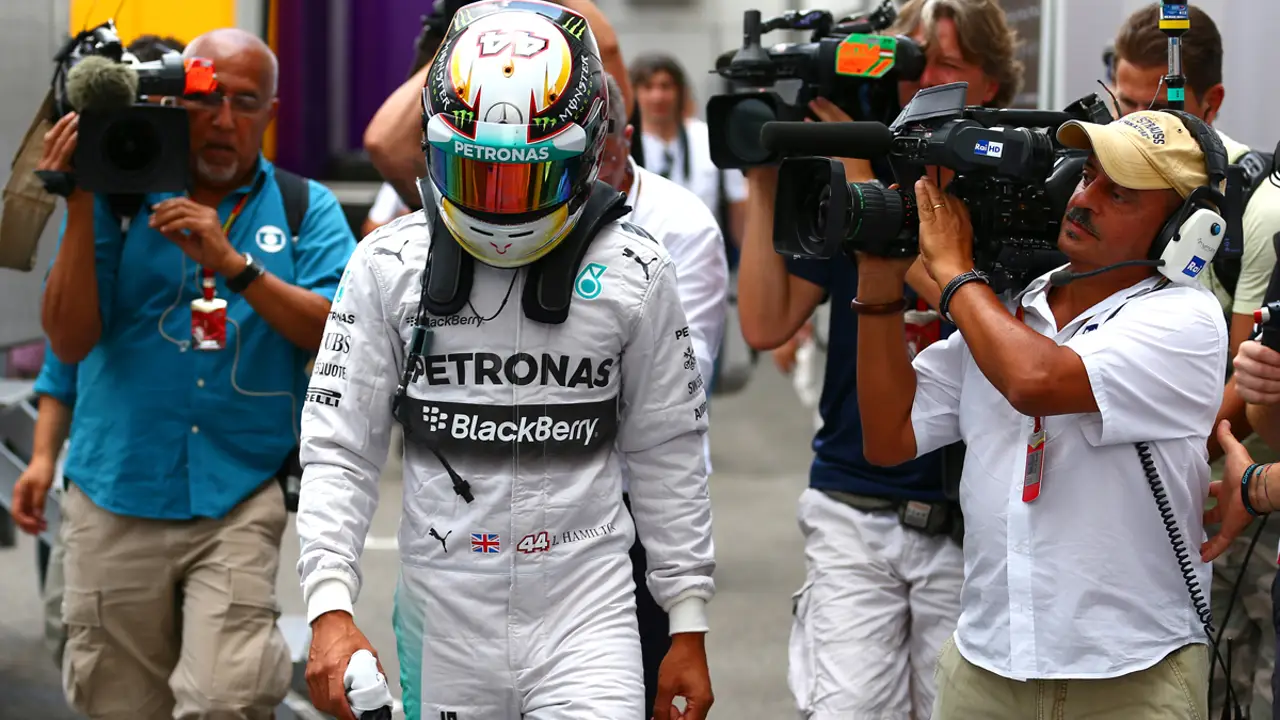 La mala suerte de Lewis Hamilton