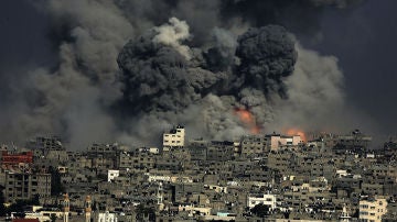 Imagen los bombardeos del lunes sobre Gaza