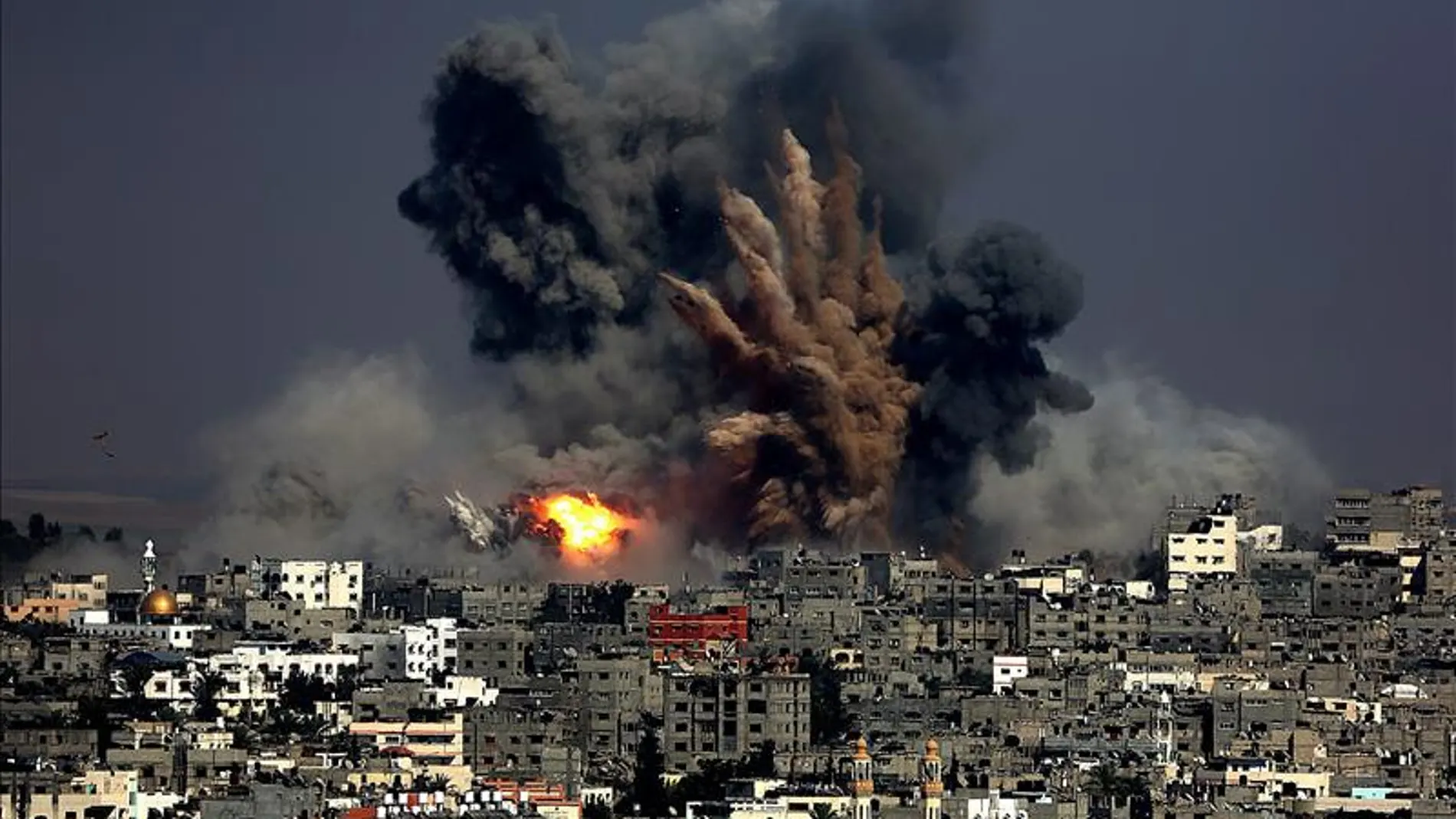 Al menos 20 muertos en un ataque israelí a una escuela de la ONU en Gaza Al menos 20 muertos en un ataque israelí a una escuela de la ONU en Gaza