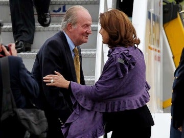 El Rey Juan Carlos llega a Bogotá