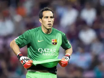 Claudio Bravo, portero del Barcelona Claudio Bravo, portero del Barcelona