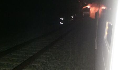 La locomotora del tren, en llamas