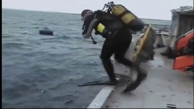 La muerte de los submarinistas pudo deberse a un fallo de las bombonas de oxígeno