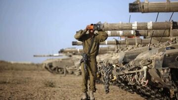 Milicias palestinas lanzan tres cohetes