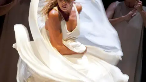 Sara Baras, en el espectáculo 'La Guardiana' Sara Baras, en el espectáculo 'La Guardiana'