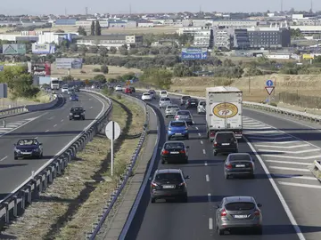 La DGT pone en marcha 20.000 controles de velocidad diaros La DGT pone en marcha 20.000 controles de velocidad diaros