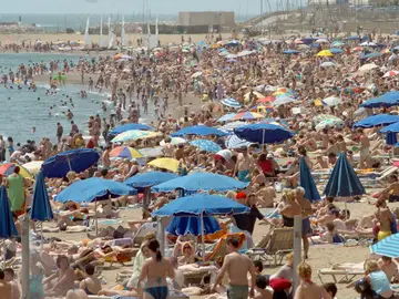 España recibió en los siete primeros meses del año a 36,3 millones de turistas extranjeros España recibió en los siete primeros meses del año a 36,3 millones de turistas extranjeros