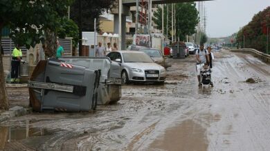 Inundaciones en calles y garajes por las fuertes lluvias que azotan a Cataluña