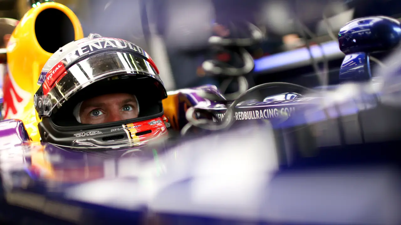 Vettel, ante su peor crisis en Red Bull