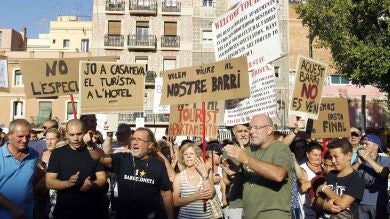 Nueva movilización en La Barceloneta contra el 'turismo de borrachera'