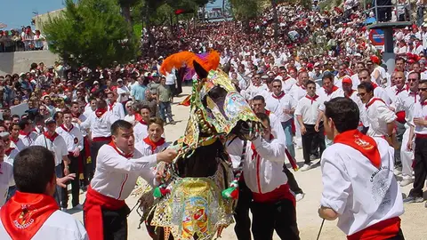 Fiesta de los caballos del vino en Caravaca de la Cruz Fiesta de los caballos del vino en Caravaca de la Cruz