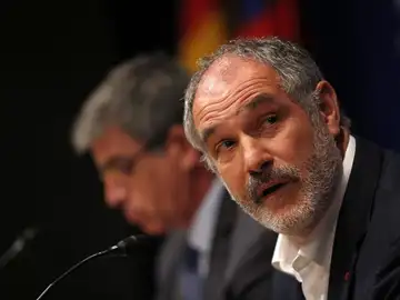 Zubizarreta en rueda de prensa Zubizarreta en rueda de prensa