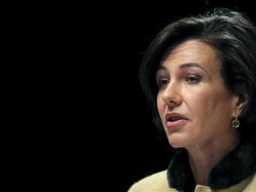 Ana Botín preside por primera vez una Junta del Banco Santander