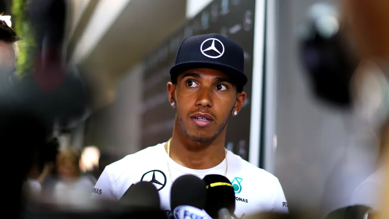 Hamilton estrena su liderato en el GP de Japón