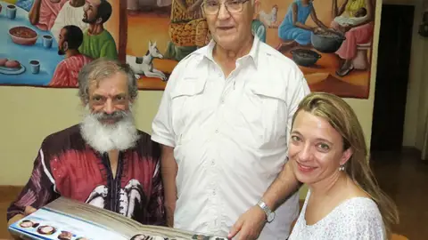 El hermano Manuel, en el centro de la imagen, será repatriado El hermano Manuel, en el centro de la imagen, será repatriado