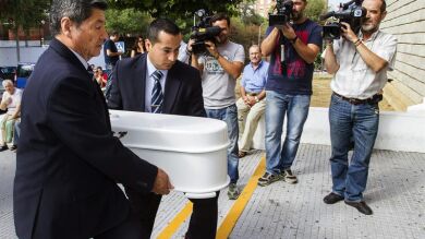 Los restos de Ruth y José, enterrados en la intimidad en Huelva