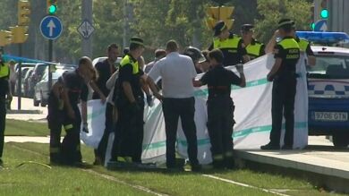 Una mujer muere al ser atropellada por el tranvía de Zaragoza