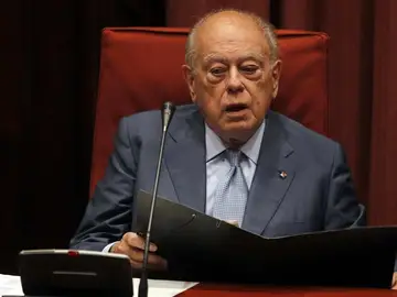 Jordi Pujol, en el Parlamento catalán Jordi Pujol, en el Parlamento catalán